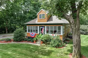 25 Lincoln St, Seekonk, MA 02771 - Photo 1