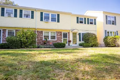 2 George St #C, Plainville, MA 02762 - Photo 1