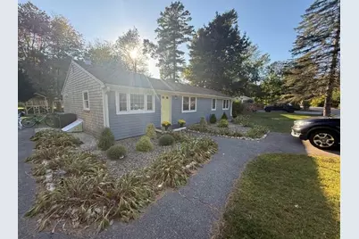 20 Carol Ave, Pembroke, MA 02359 - Photo 1