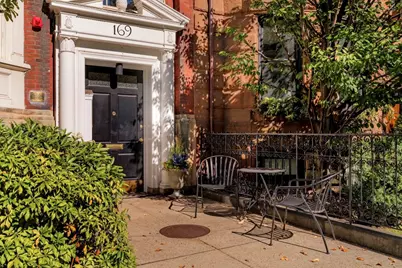 169 Commonwealth Ave. #5, Boston, MA 02116 - Photo 1