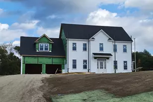 22 Bayliss Wy, Uxbridge, MA 01569 - Photo 1