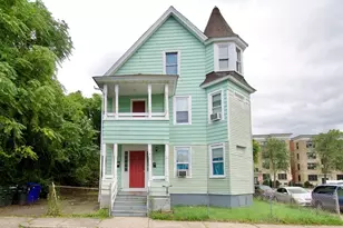 3 Hillside Pl, Springfield, MA 01105 - Photo 1