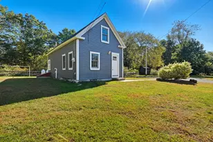 5 Carlton Ct, Oxford, MA 01540 - Photo 1