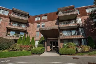 1006 Paradise Rd, Swampscott, MA 01907 - Photo 1