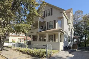 33 Richards St, Worcester, MA 01603 - Photo 1