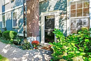 26 Summer St, Marblehead, MA 01945 - Photo 1