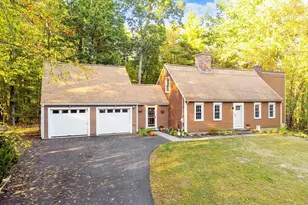 8 Country Rd, Lunenburg, MA 01462 - Photo 1