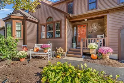 14 Hawthorne Village #D, Franklin, MA 02038 - Photo 1