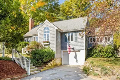 4 Powers Rd, Littleton, MA 01460 - Photo 1