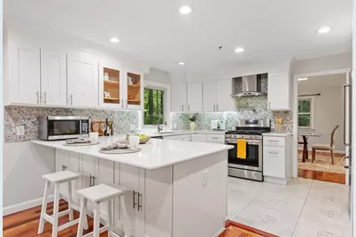 45 Winterberry Way, Bedford, MA 01730 - Photo 1