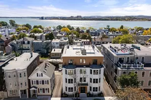 527 E 7th St, Boston, MA 02127 - Photo 1