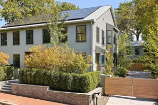 55 Raymond St, Cambridge, MA 02140 - Photo 1