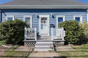 176 School St, Taunton, MA 02780 - Photo 1