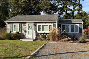 4 Braddock St, Yarmouth, MA 02664 - Photo 1