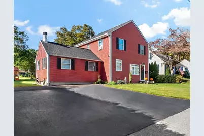 135 Grove Ave, Somerset, MA 02726 - Photo 1