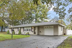 17 Trask Rd, Peabody, MA 01960 - Photo 1