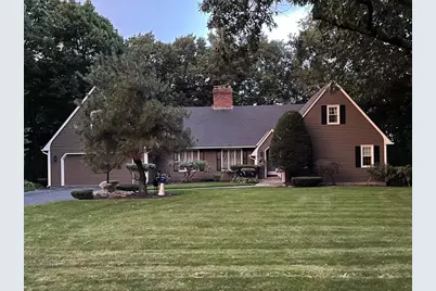 47 Banbury Lane, Holden, MA 01520 - Photo 1