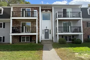 5 Chapel Hill Dr, Plymouth, MA 02360 - Photo 1