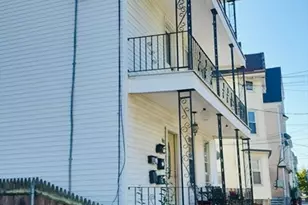 82 Crapo St, New Bedford, MA 02740 - Photo 1