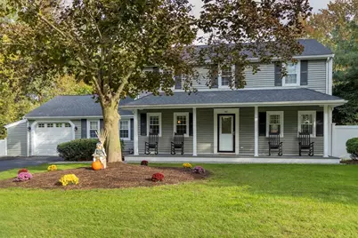 90 Presidential Cir, Marshfield, MA 02050 - Photo 1