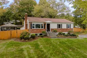 76 Northway St, Holliston, MA 01746 - Photo 1