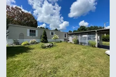 322 Poplar Ave, Sturbridge, MA 01566 - Photo 1