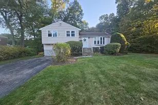 24 Eisenhower Dr, Easton, MA 02375 - Photo 1