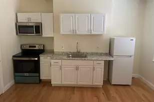 193 Appleton St, Lowell, MA 01852 - Photo 1