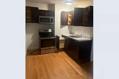 193 Appleton St #4, Lowell, MA 01852 - Photo 1