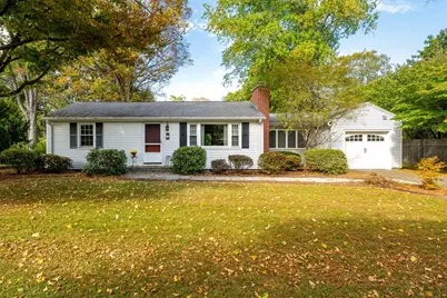 13 Harlow Dr, Amherst, MA 01002 - Photo 1