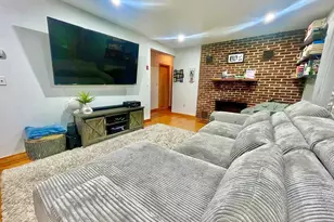 166 Phelps St, Marlborough, MA 01752 - Photo 1