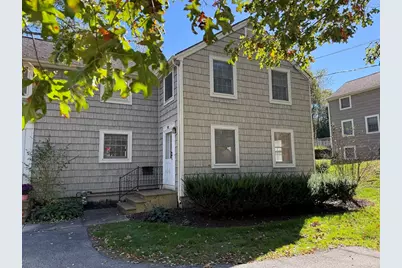 58 Laurel St #B, Greenfield, MA 01301 - Photo 1