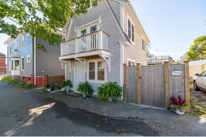 6 Prospect Court, Gloucester, MA 01930 - Photo 1