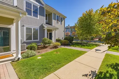 48 Seven Springs Lane #H, Burlington, MA 01803 - Photo 1
