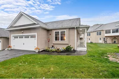 14 Stratford Village Dr #14, Millbury, MA 01527 - Photo 1