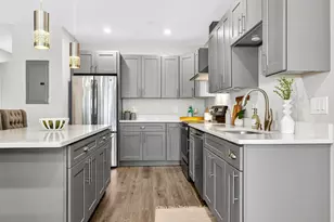 365 Newport Ave, Quincy, MA 02170 - Photo 1