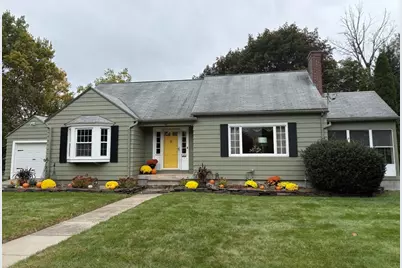 46 Cherry Hill, Holyoke, MA 01040 - Photo 1