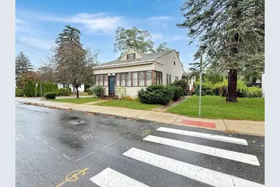 575 Beacon St, Lowell, MA 01850 - Photo 1