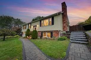 9 Lilah Cir, Wakefield, MA 01880 - Photo 1