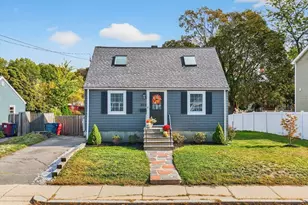 303 Pleasant St, Melrose, MA 02176 - Photo 1