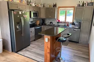 409 N East St, Amherst, MA 01002 - Photo 1