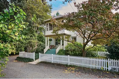 5 Prospect Ct, Northampton, MA 01060 - Photo 1