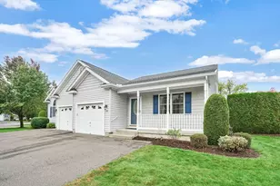 30 Fairview Village Ct, Chicopee, MA 01020 - Photo 1