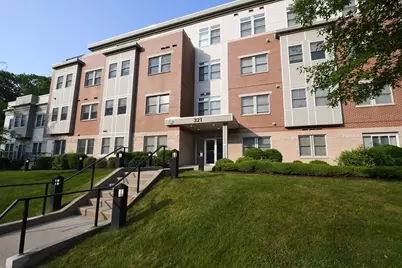 321 Hammond Pond Pkwy #302, Brookline, MA 02467 - Photo 1