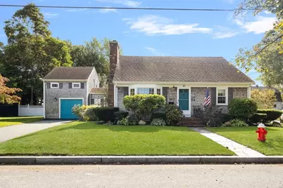 42 Fairmount St, New Bedford, MA 02740 - Photo 1