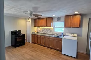 14 Bowman St, Malden, MA 02148 - Photo 1