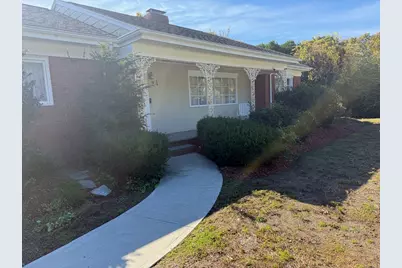 24 Wayne Memorial Dr, Dartmouth, MA 02747 - Photo 1