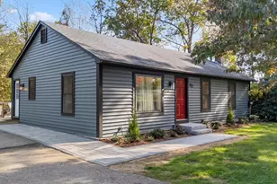 89 River Rd, Sturbridge, MA 01566 - Photo 1