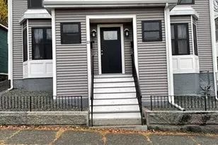 13 High St, Amesbury, MA 01913 - Photo 1