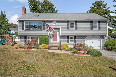 43 Palm Dr, Tewksbury, MA 01876 - Photo 1